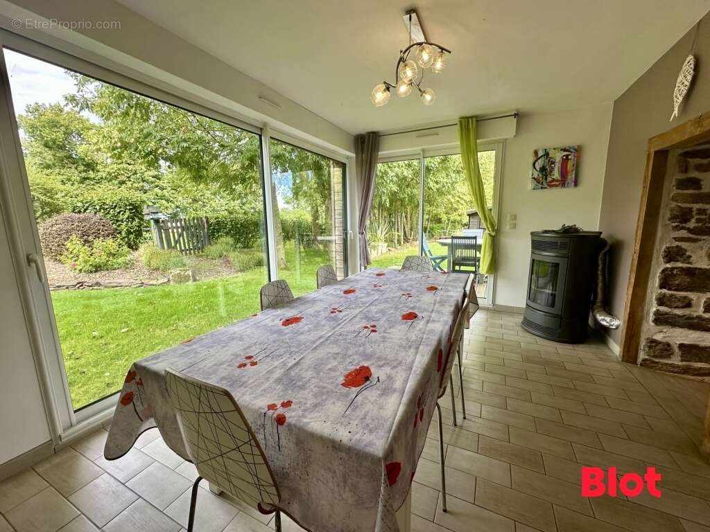 Maison à SAINT-MALON-SUR-MEL