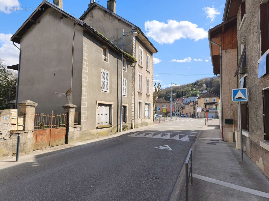 Appartement à RENAGE