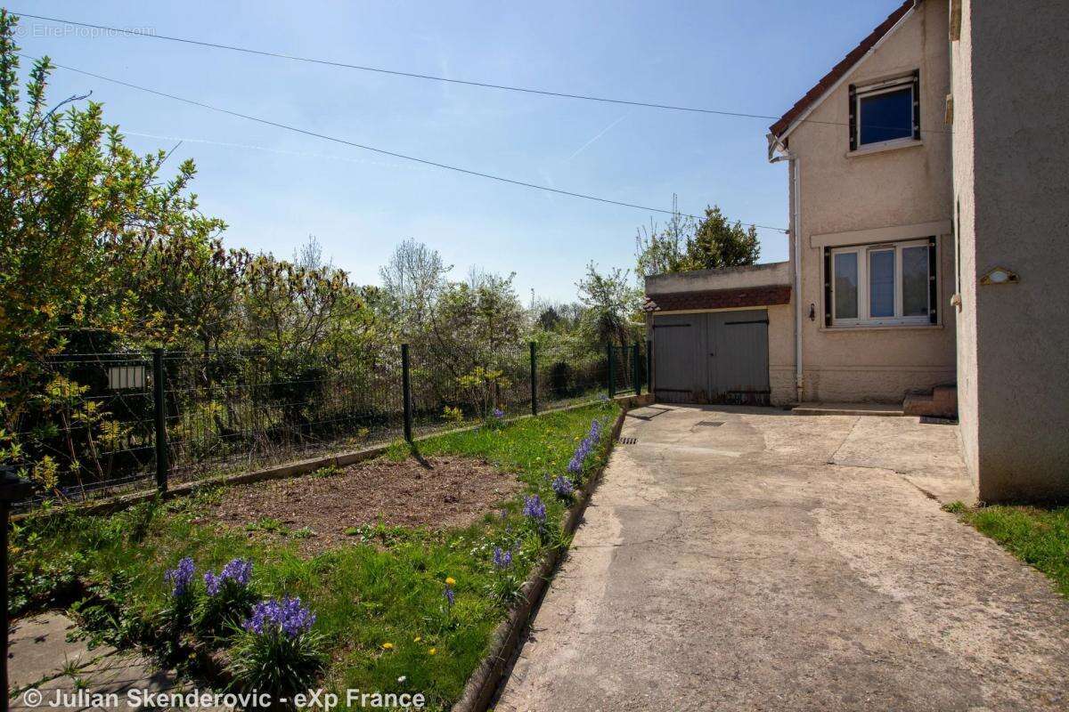 Maison à DEUIL-LA-BARRE