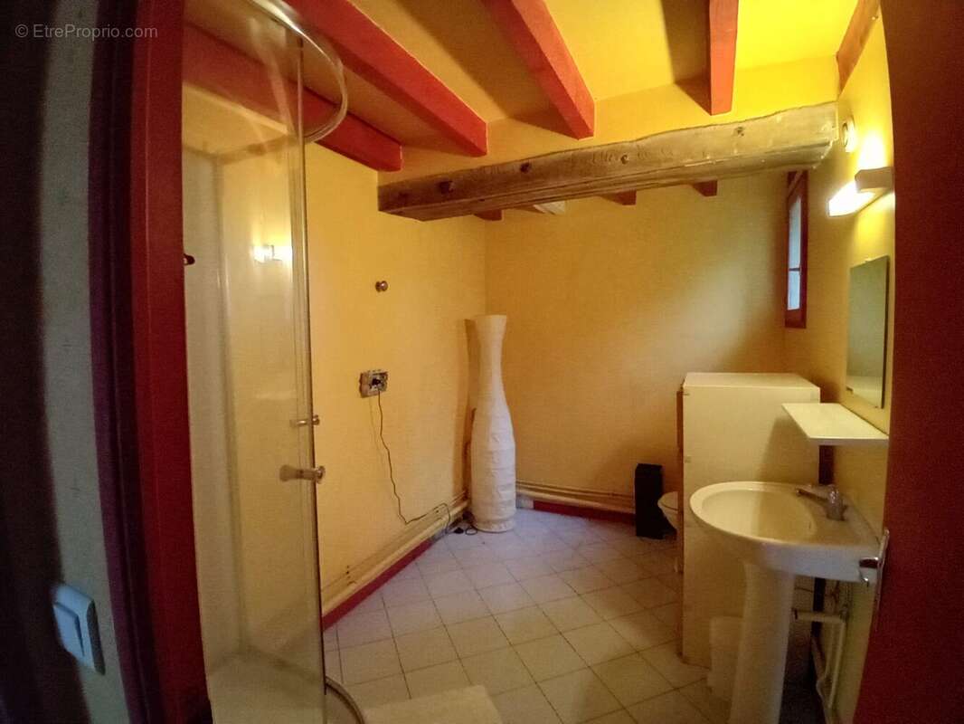 Maison à SAINT-MARTIN-DES-BOIS