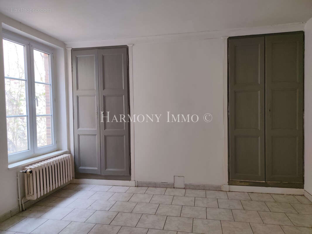 Maison à LONGNY-AU-PERCHE