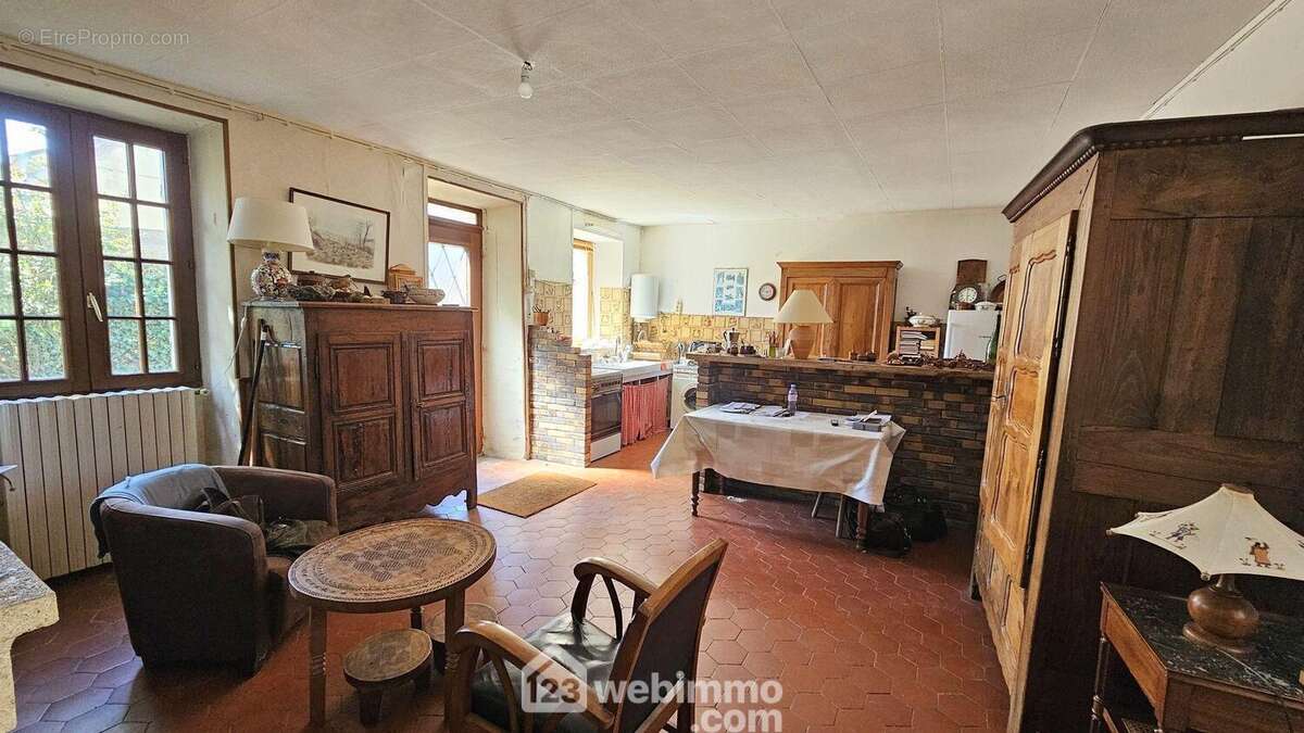 Une vue d'ensemble... - Maison à LARCHANT