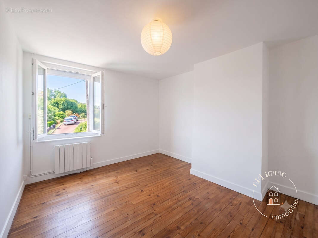 chambre avec projection IA