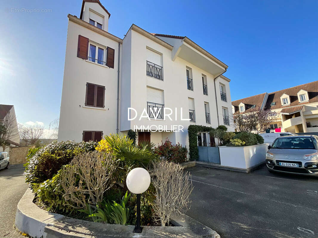 Appartement à TRIEL-SUR-SEINE