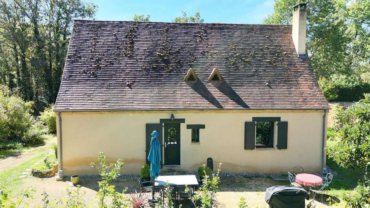 Maison à BEYNAC-ET-CAZENAC