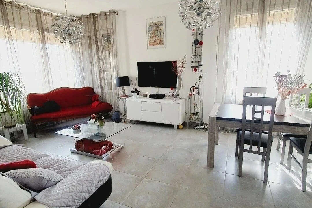 Appartement à NIMES