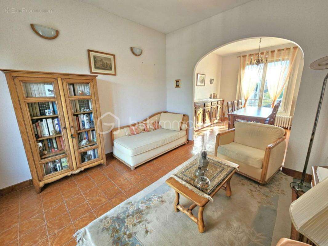 Pavillon possible 2 logements et 4 chambres 156m² garage jardin 340m² - photo 9