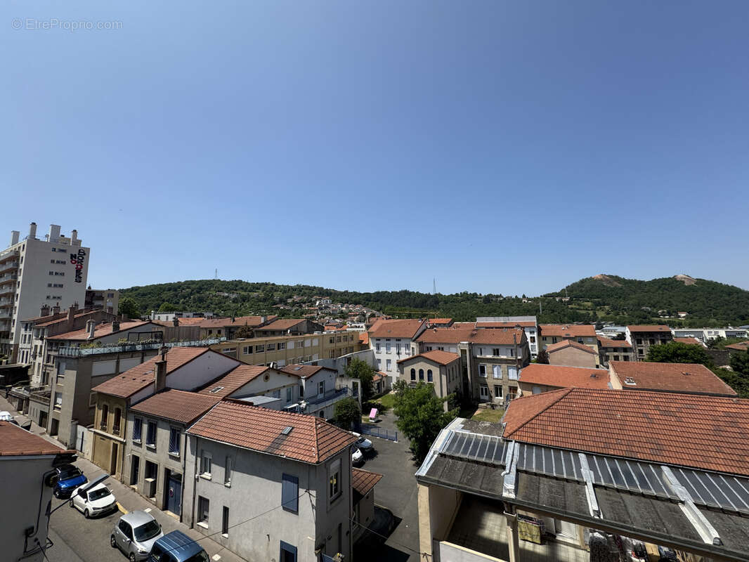 Appartement à SAINT-ETIENNE