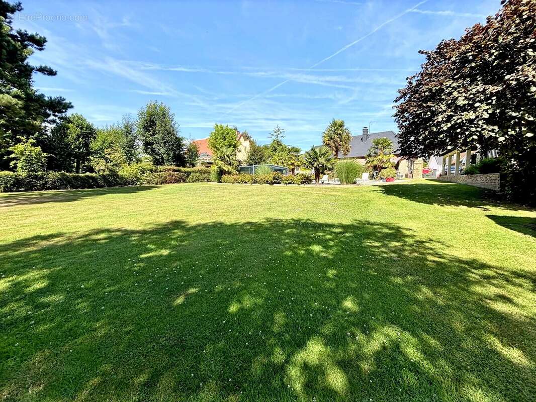 Maison 160 m² à Villers-Bocage  - photo 6