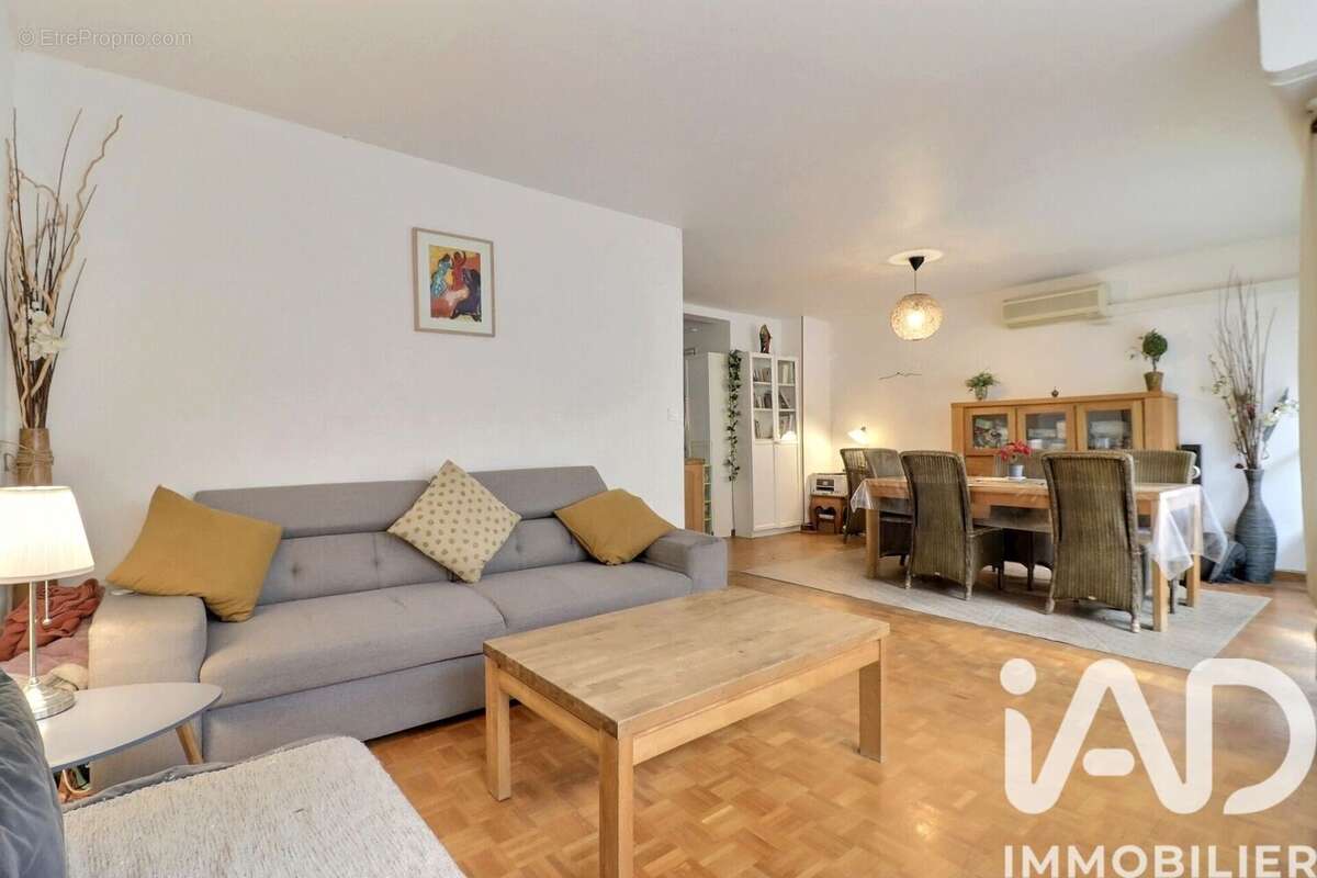 Appartement 90 m² à Marseille-9e  - photo 5