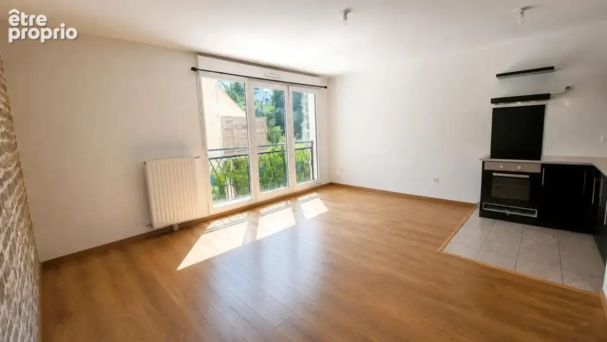 Appartement à THIAIS