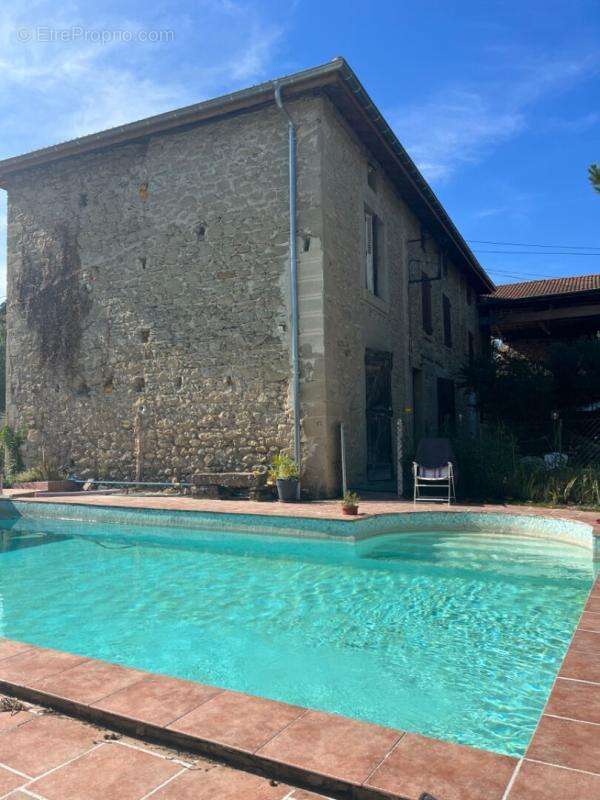 Maison à CHATILLON-SAINT-JEAN