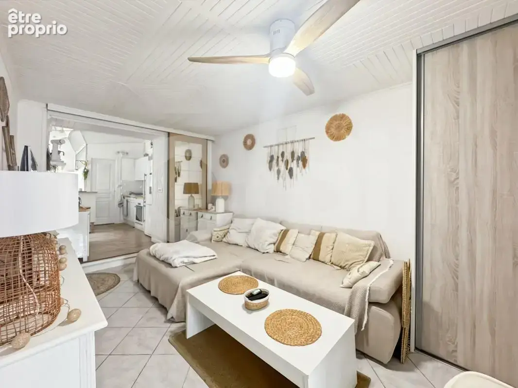 Hyères centre – appartement 3 pièces avec cour privative - photo 2