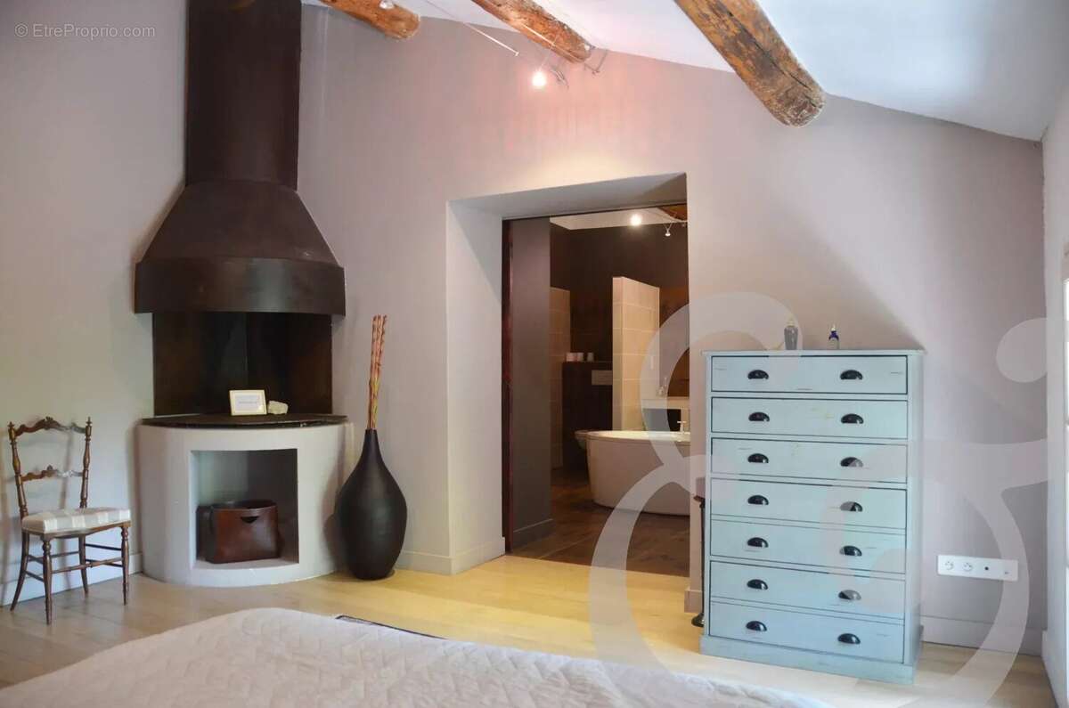 Maison à PLAN-D'ORGON