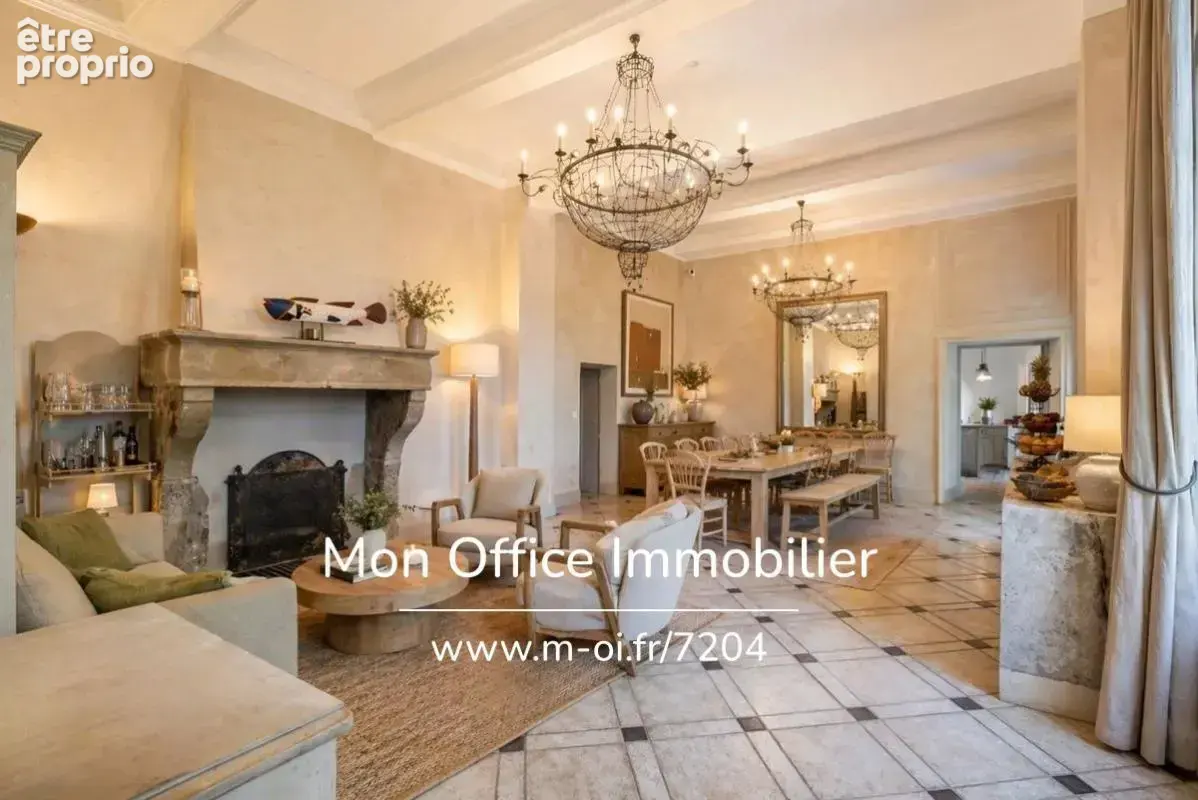 Référence : 7204-VCL - Bâtisse 17ème avec deux bastides, 5 appartements - Parc sur 1 hectare - 13 100 AIX EN PROVENCE - photo 7