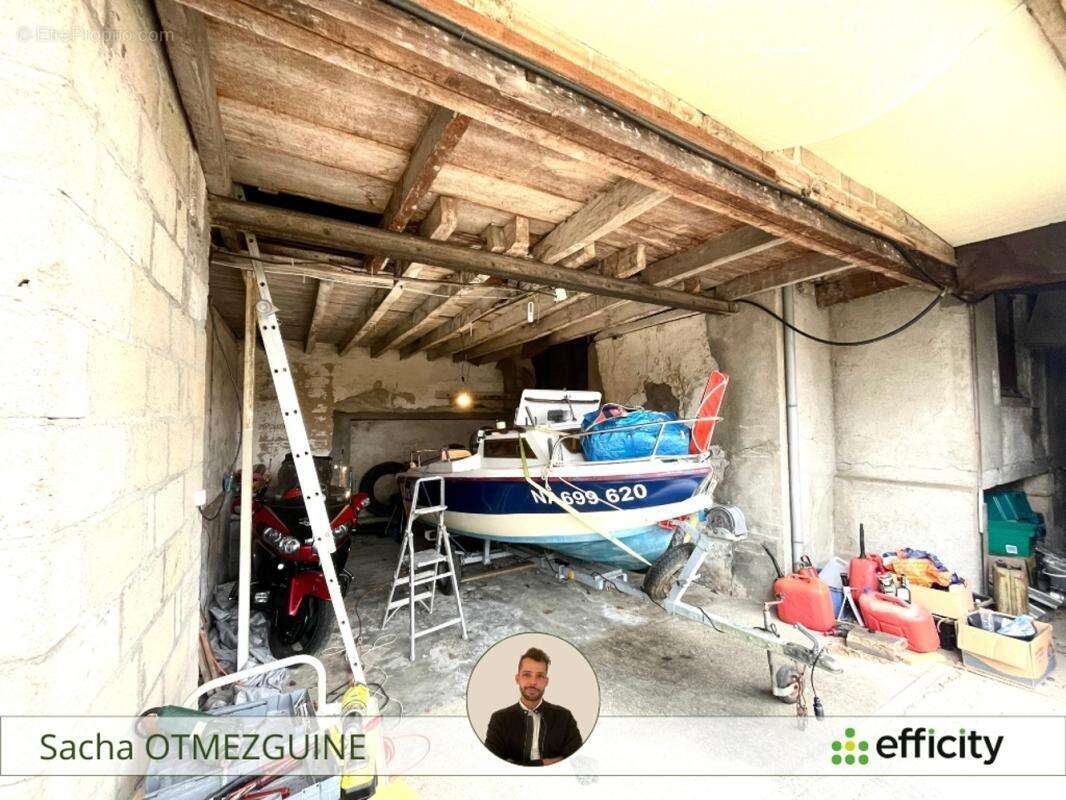 Maison 245 m² à Tournon-Saint-Martin  - photo 12