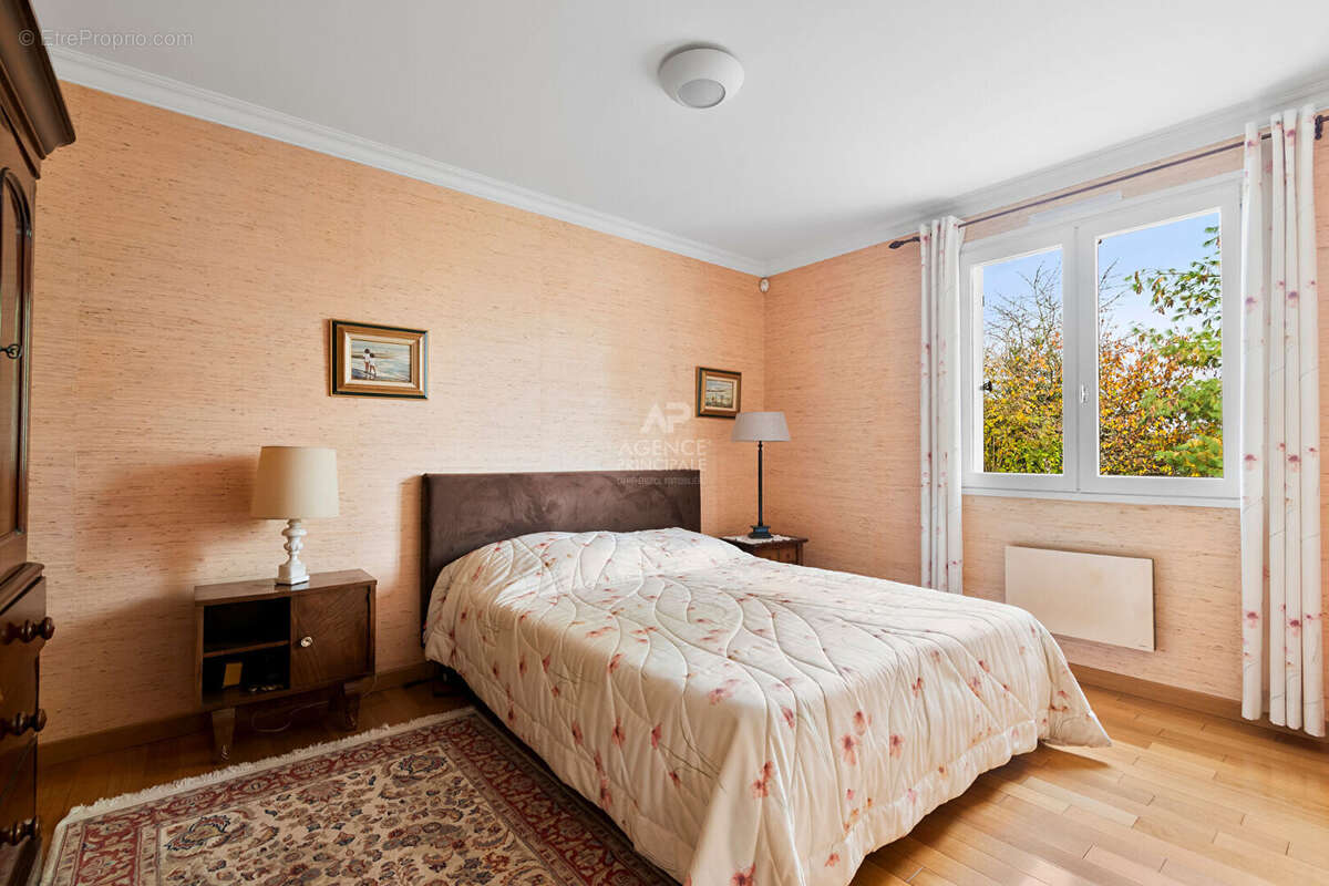 Maison à SAINT-GERMAIN-EN-LAYE