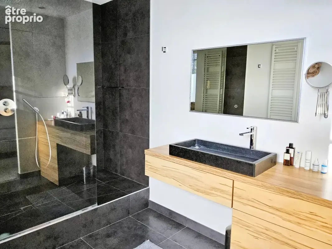 Appartement 6 pièces 194 m² à vendre à L'etrat (42580) - photo 7