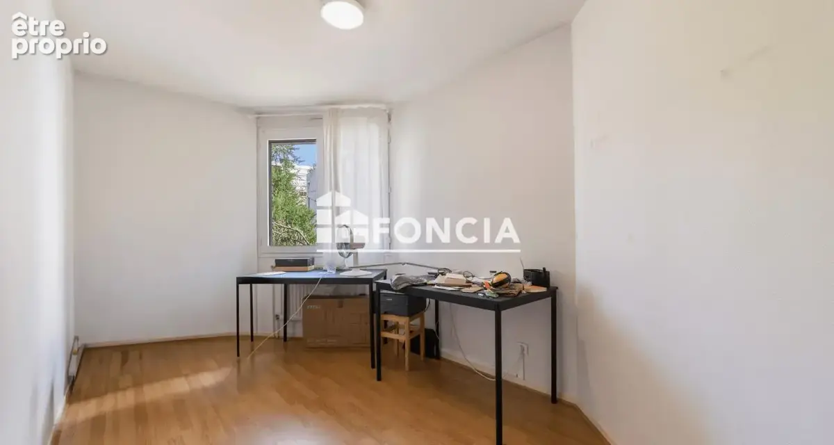 Lyon 3eme. t3 avec balcon. cave. garage. vendu loue - photo 7