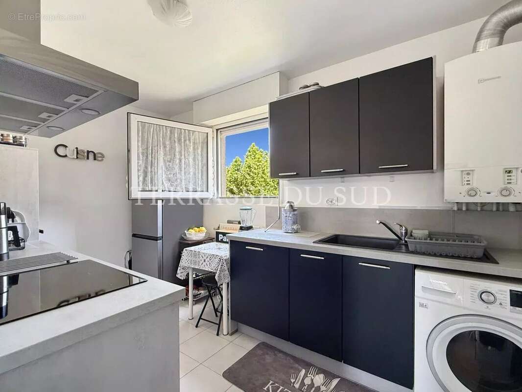 Appartement à MARSEILLE-6E