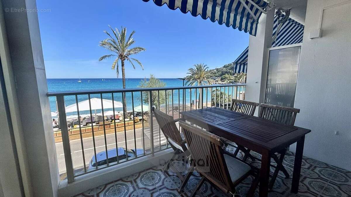Appartement à ROQUEBRUNE-CAP-MARTIN