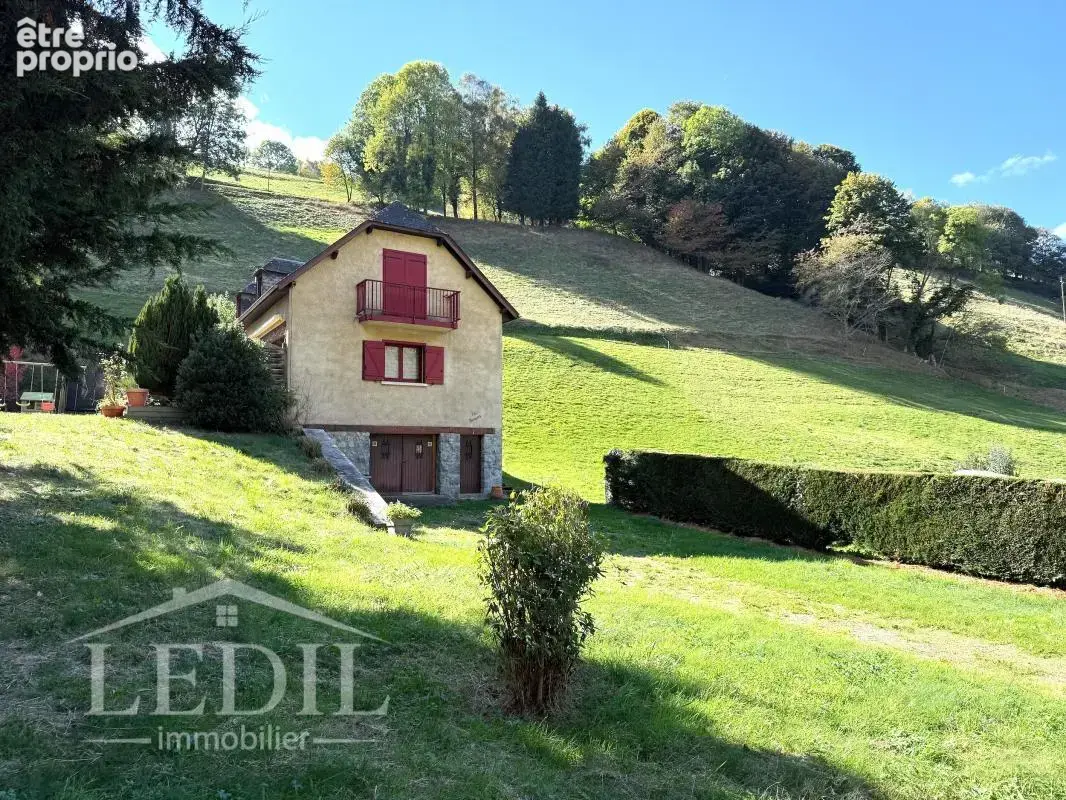 Maison 140 m² à Campan  - photo 8