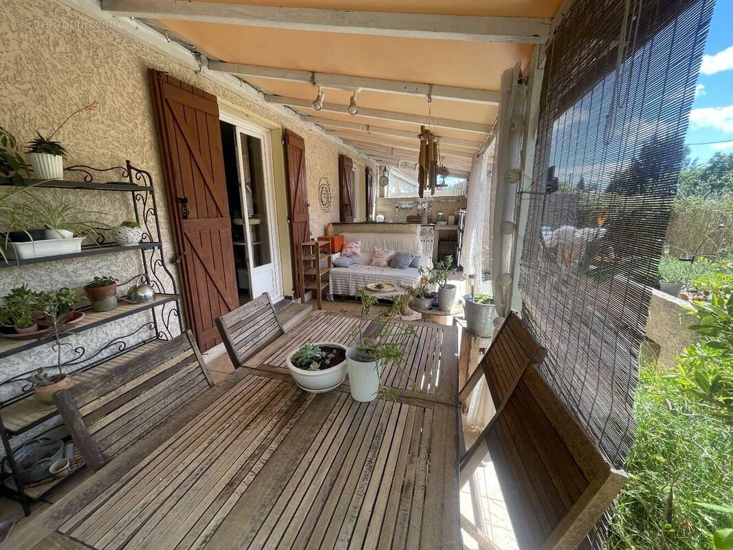 Maison à BESSAN