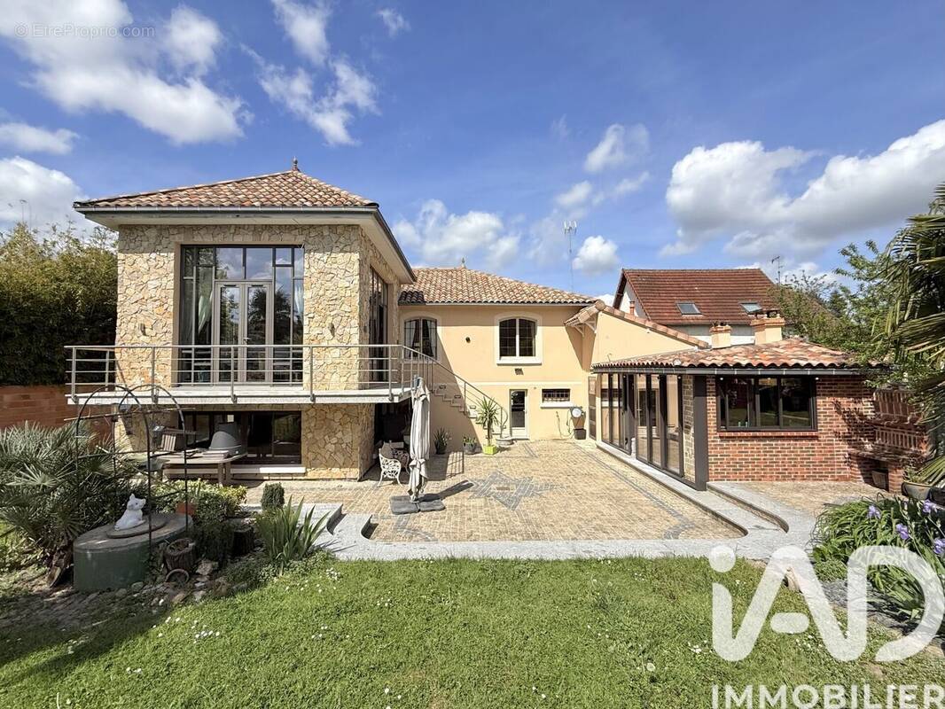 Photo 1 - Maison à SOISY-SUR-SEINE