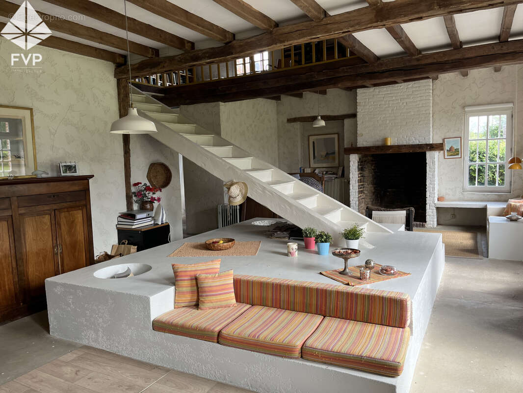 Maison à DOUDEVILLE