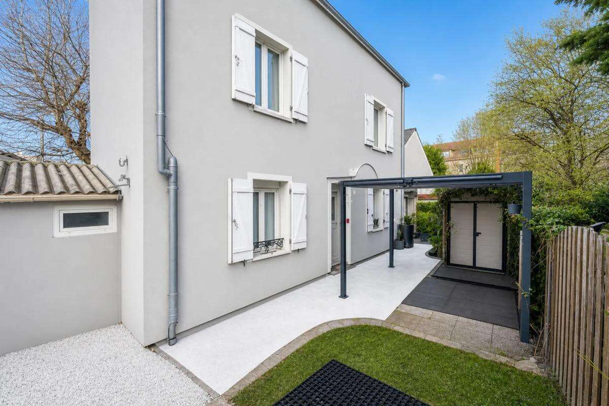 Maison rénovée 5 pièces avec jardinet à Saint-Leu-La-Forêt - photo 14
