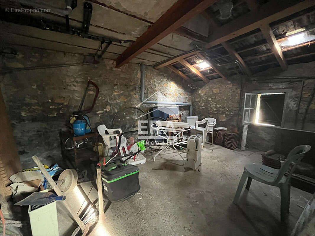 Maison à L&#039;ABERGEMENT-DE-VAREY