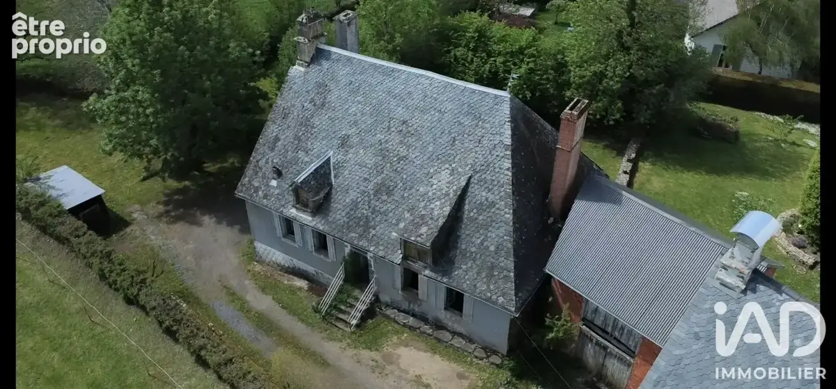 Photo 1 - Maison à ALLY