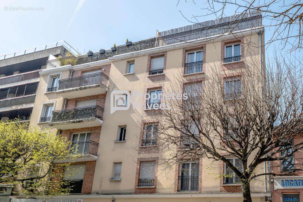 Appartement à VILLEMOMBLE