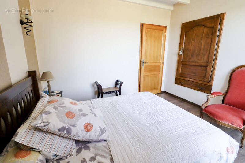  Meschers sur Gironde Maison 249 m2 - photo 9