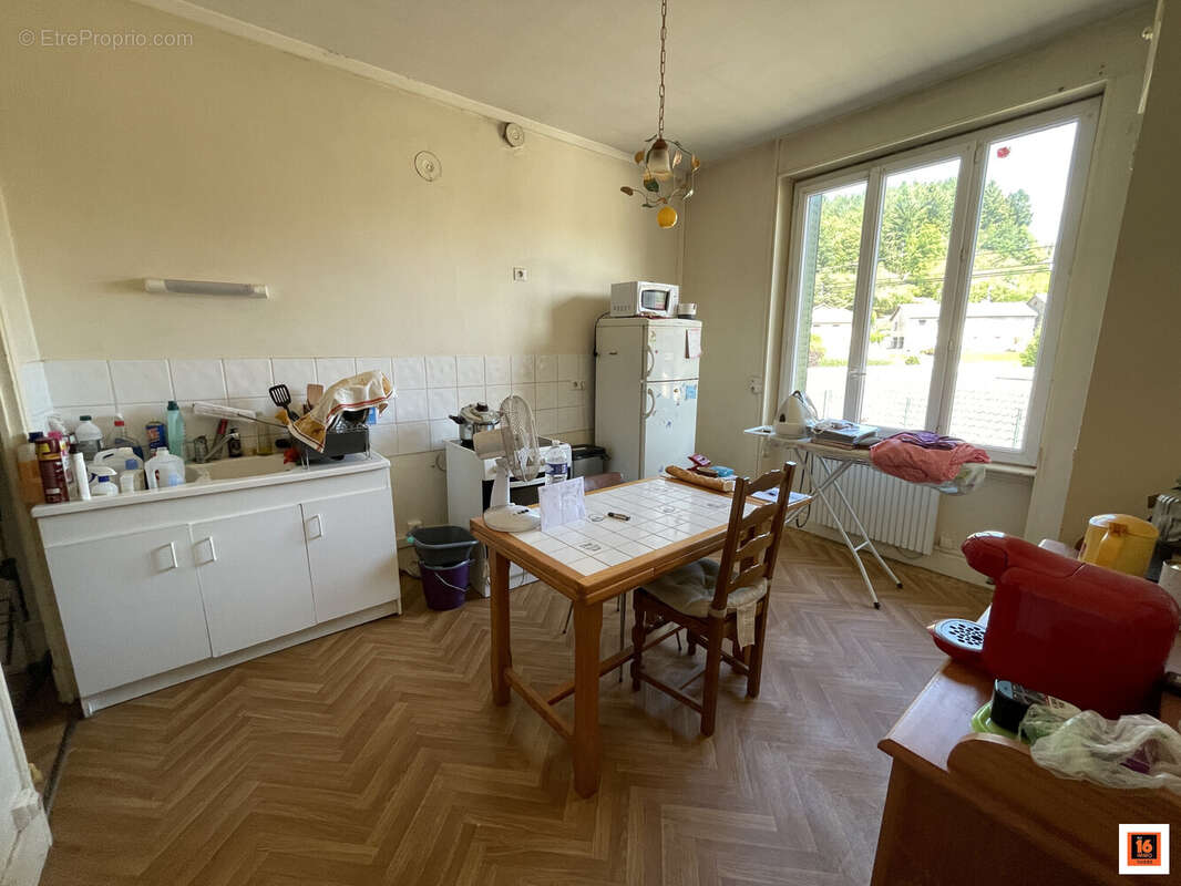 Maison 61 m² à La Monnerie-Le-Montel  - photo 4