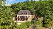 Maison à BEYNAC-ET-CAZENAC