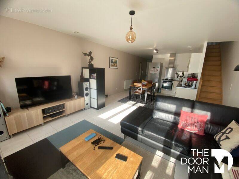 Appartement à LE PERRAY-EN-YVELINES