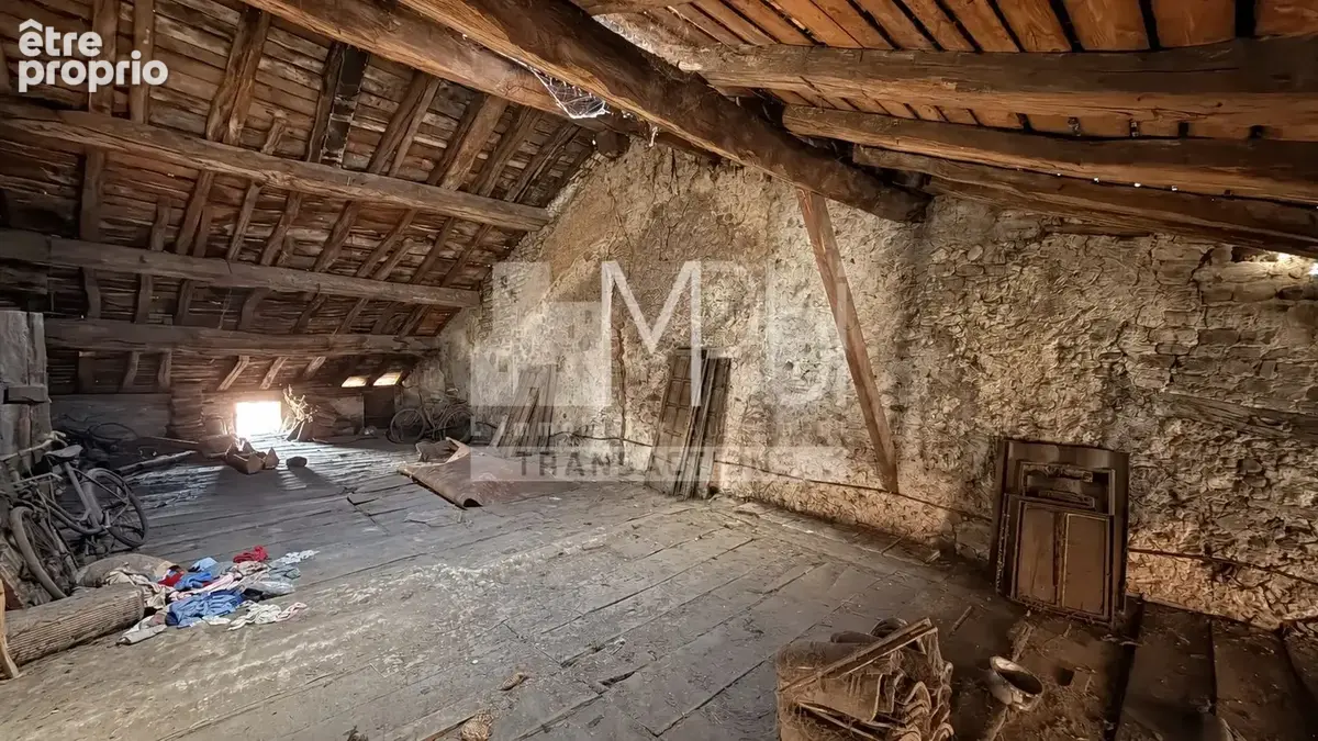 Appartement 4 pièces 135 m² à vendre à Lent (01240) - photo 2