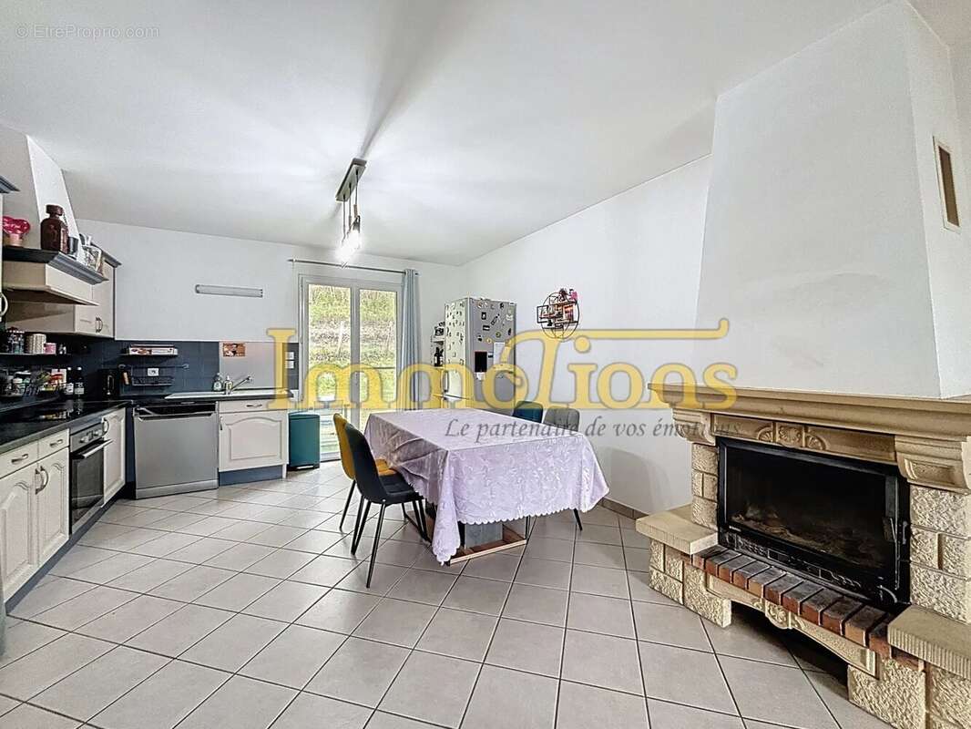 Maison à SAINT-NAZAIRE-EN-ROYANS