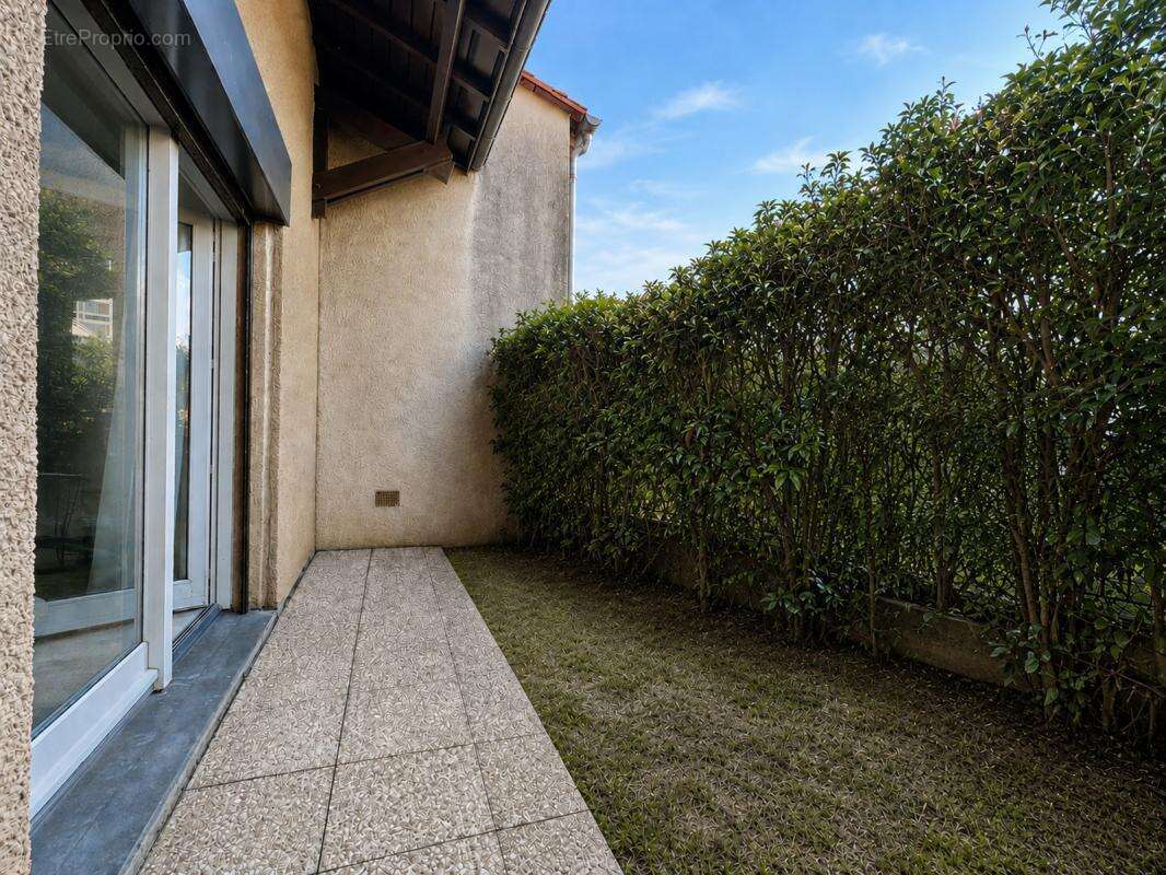 Appartement à PIN-BALMA