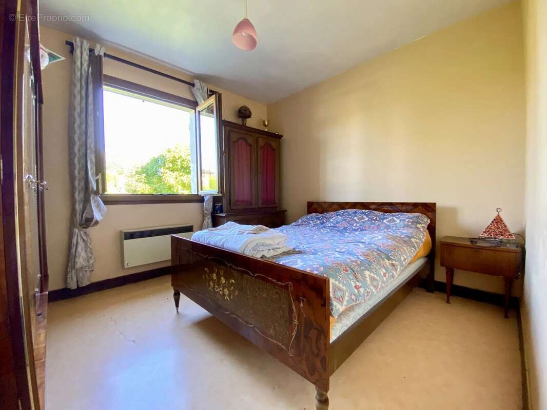 Maison à COURDEMANCHE