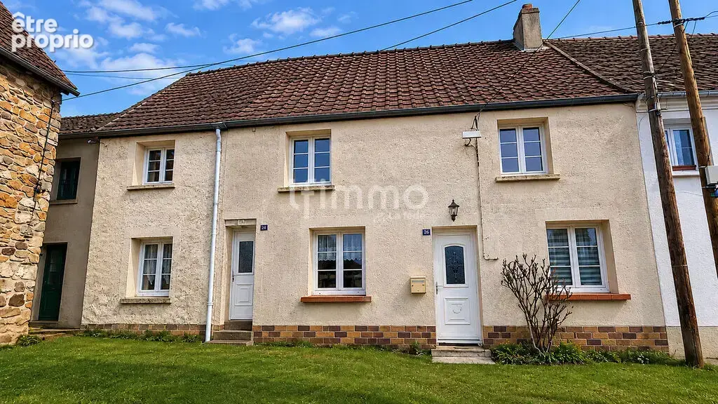 Maison à SAINT-GERMAIN-SOUS-DOUE