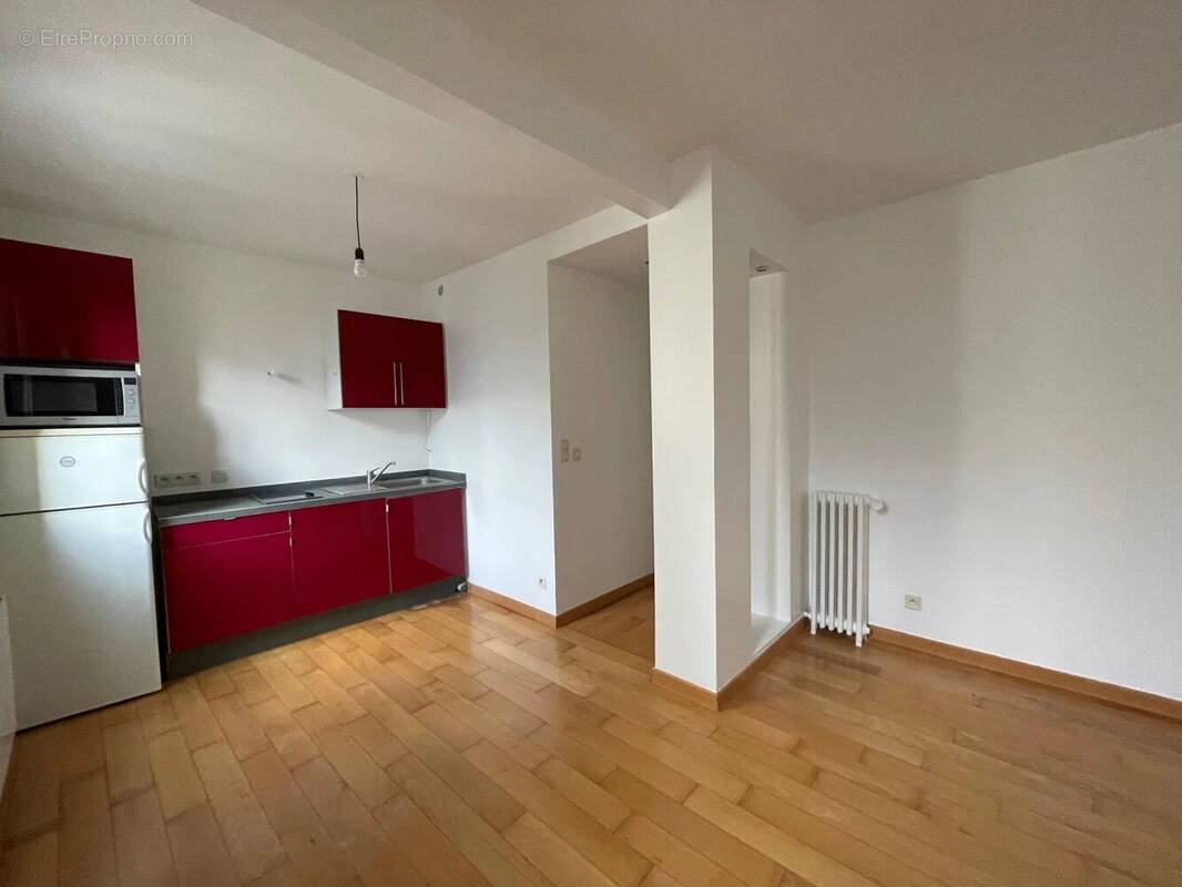 Appartement à PARIS-20E