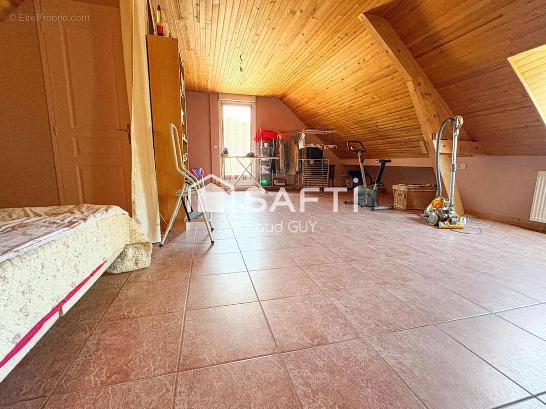 Maison 160 m² à Cherreau  - photo 9