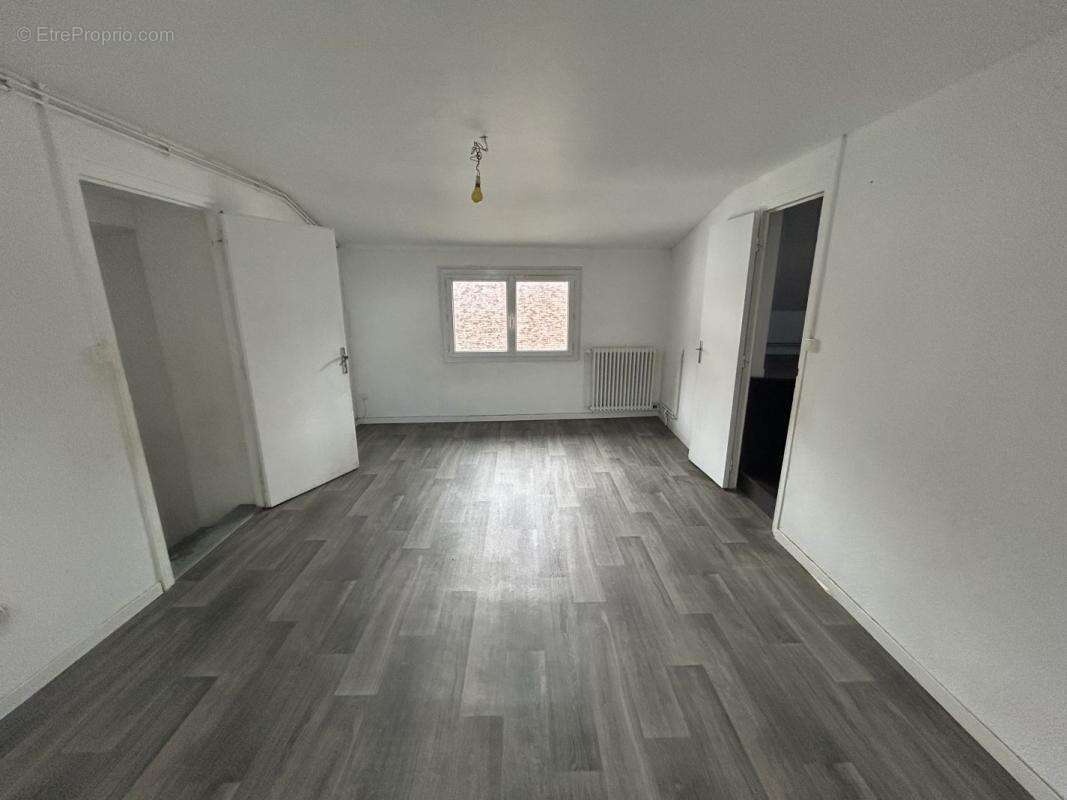 Appartement à ARNAY-LE-DUC