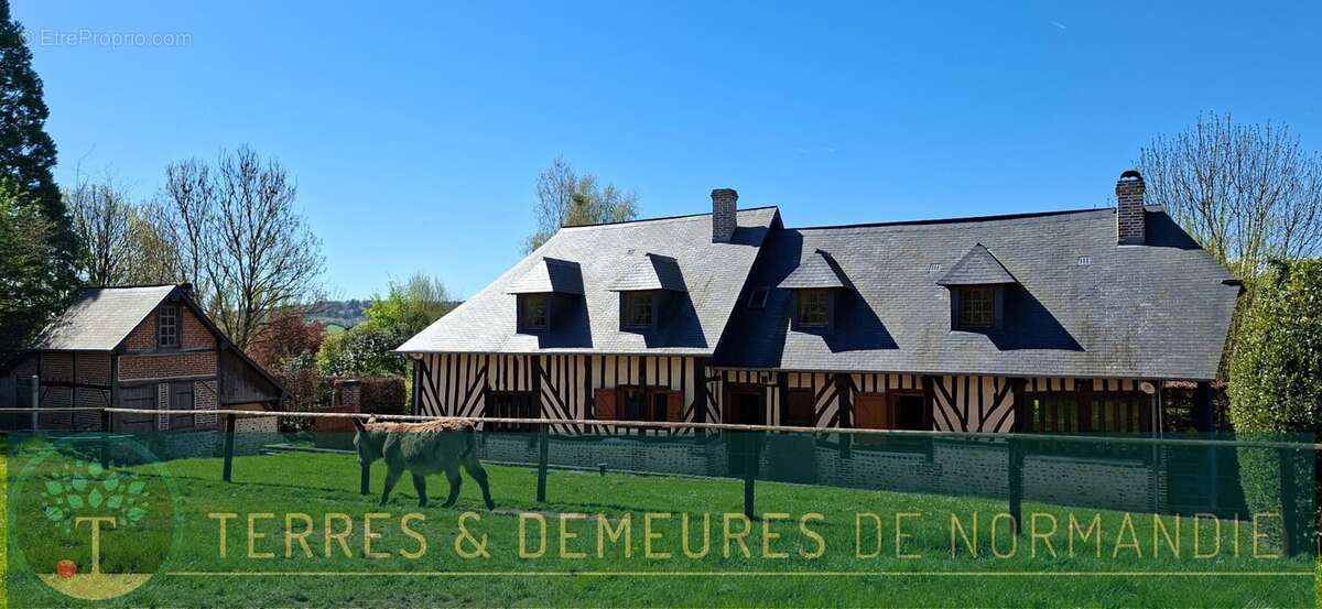 Maison à PONT-L'EVEQUE