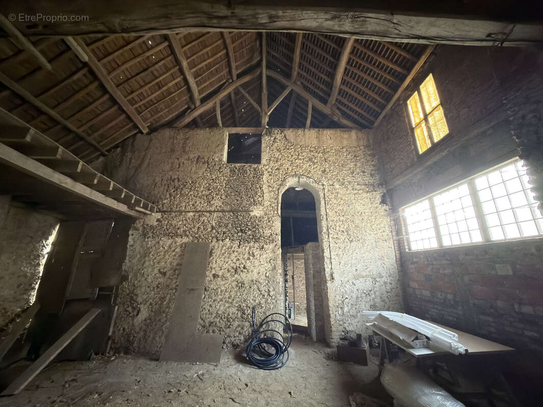 Maison à AUNEAU