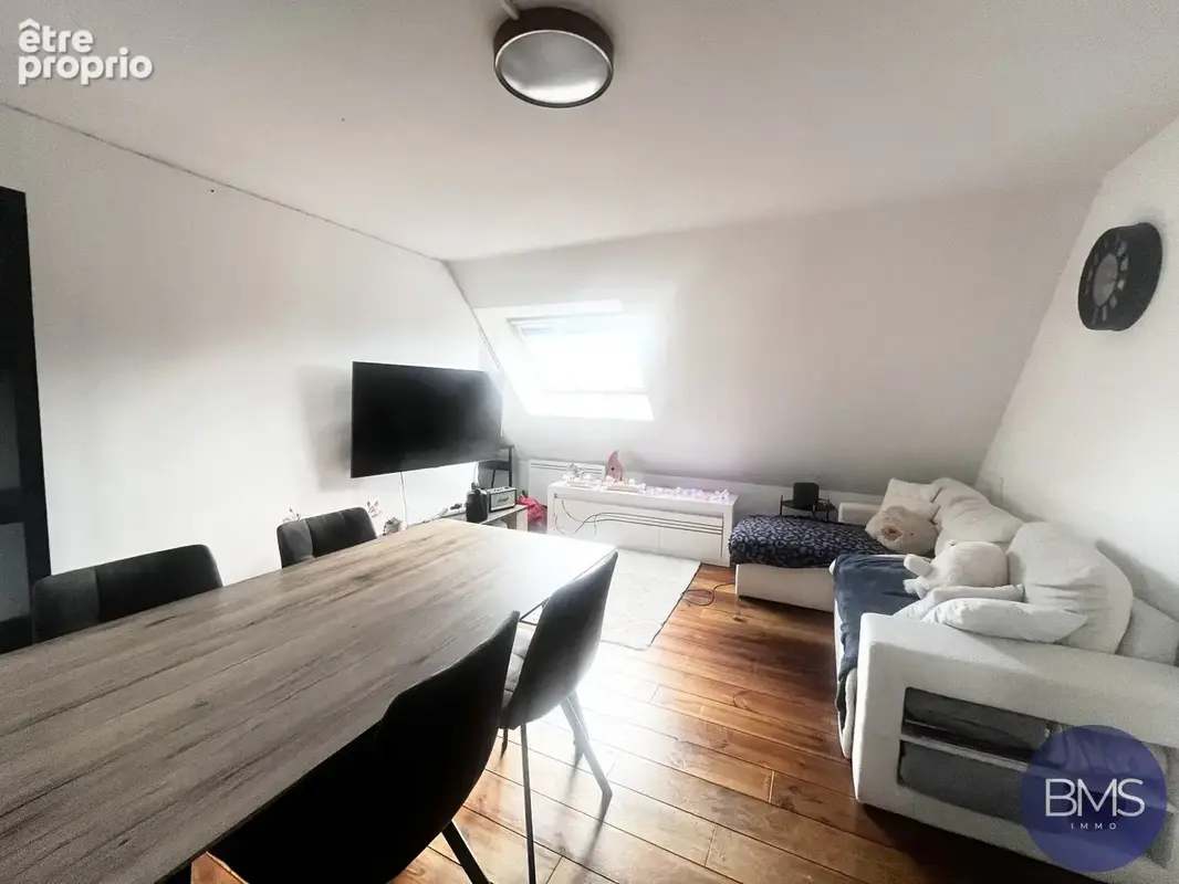 Appartement 4 pièces 53 m² à vendre à Cysoing (59830) - photo 3