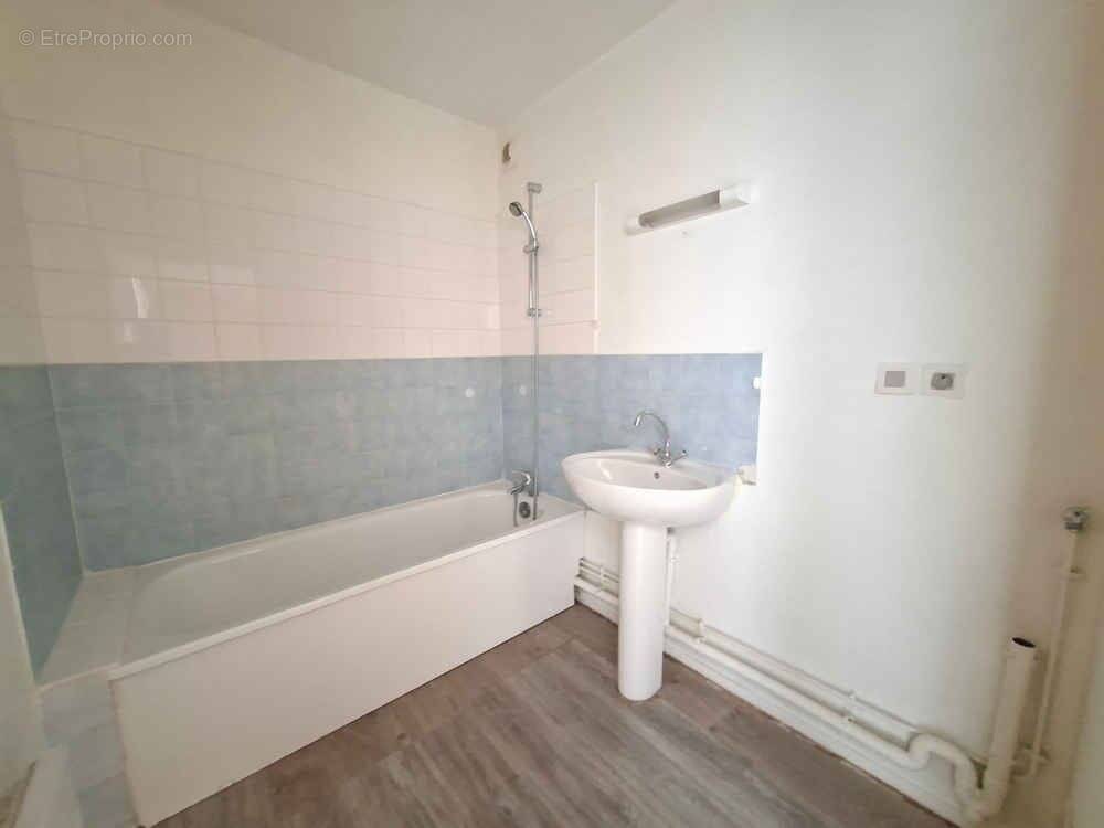 Appartement à VITTEAUX