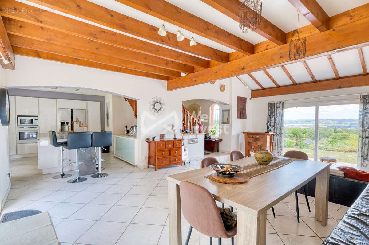Maison à GRENAY